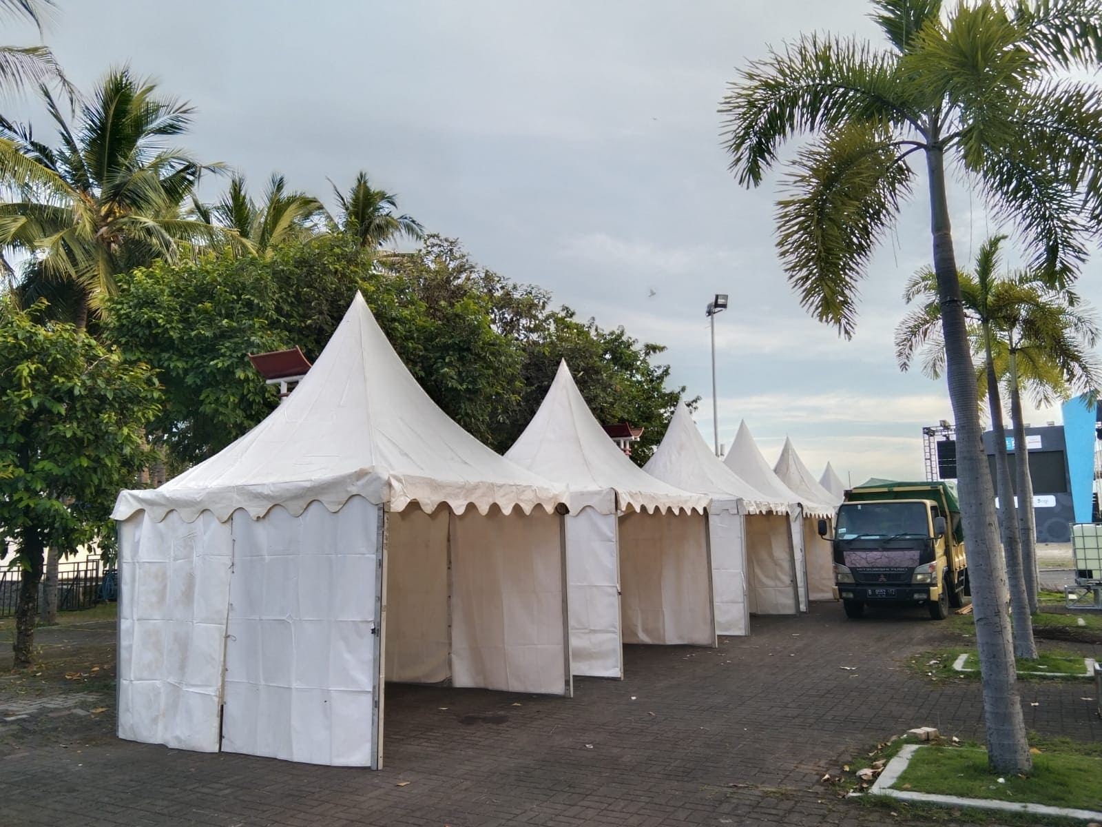 Buat Tenda Sarnafil di Sumatera Selatan